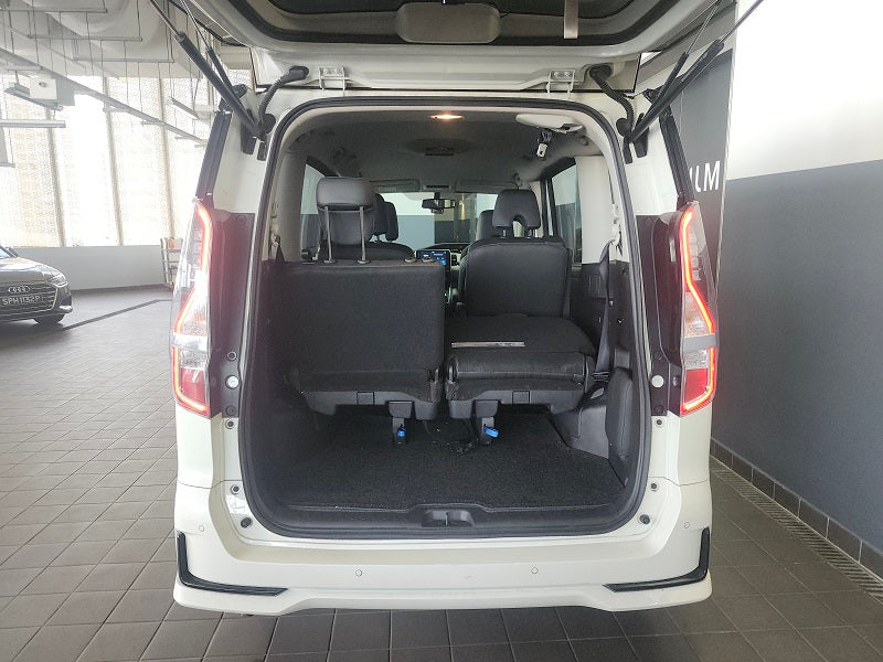 Nissan Serena 1.2L Highway Star Premium
