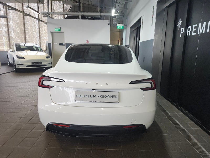Tesla Model 3 RWD