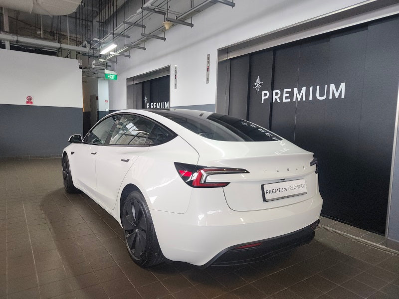 Tesla Model 3 RWD