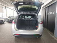Toyota Harrier M