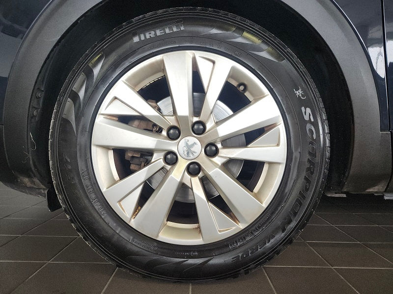 Peugeot 3008 1.6 Puretech EAT8