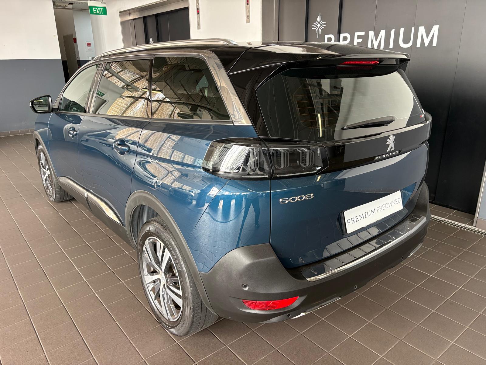 Peugeot 5008 1.2 EAT8 Allure Premium