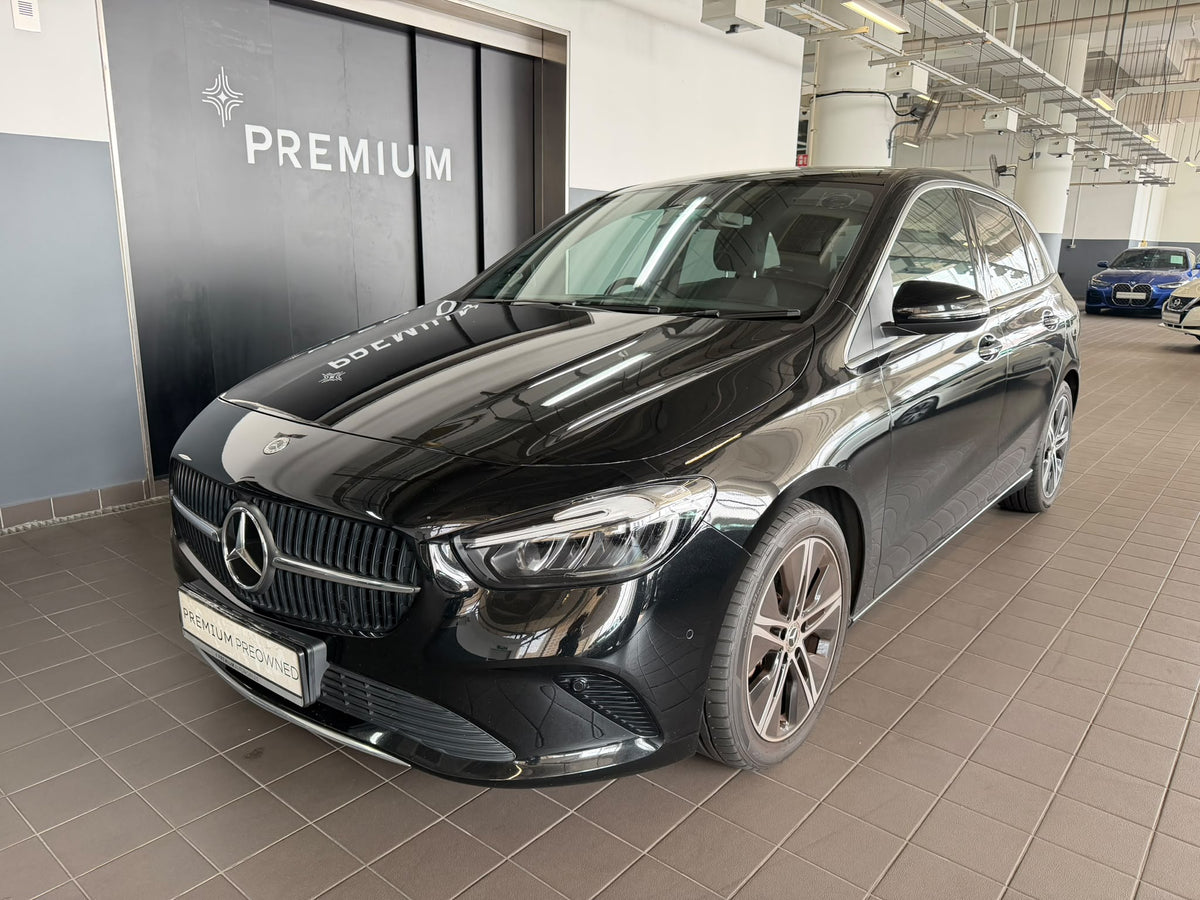 Mercedes Benz B180