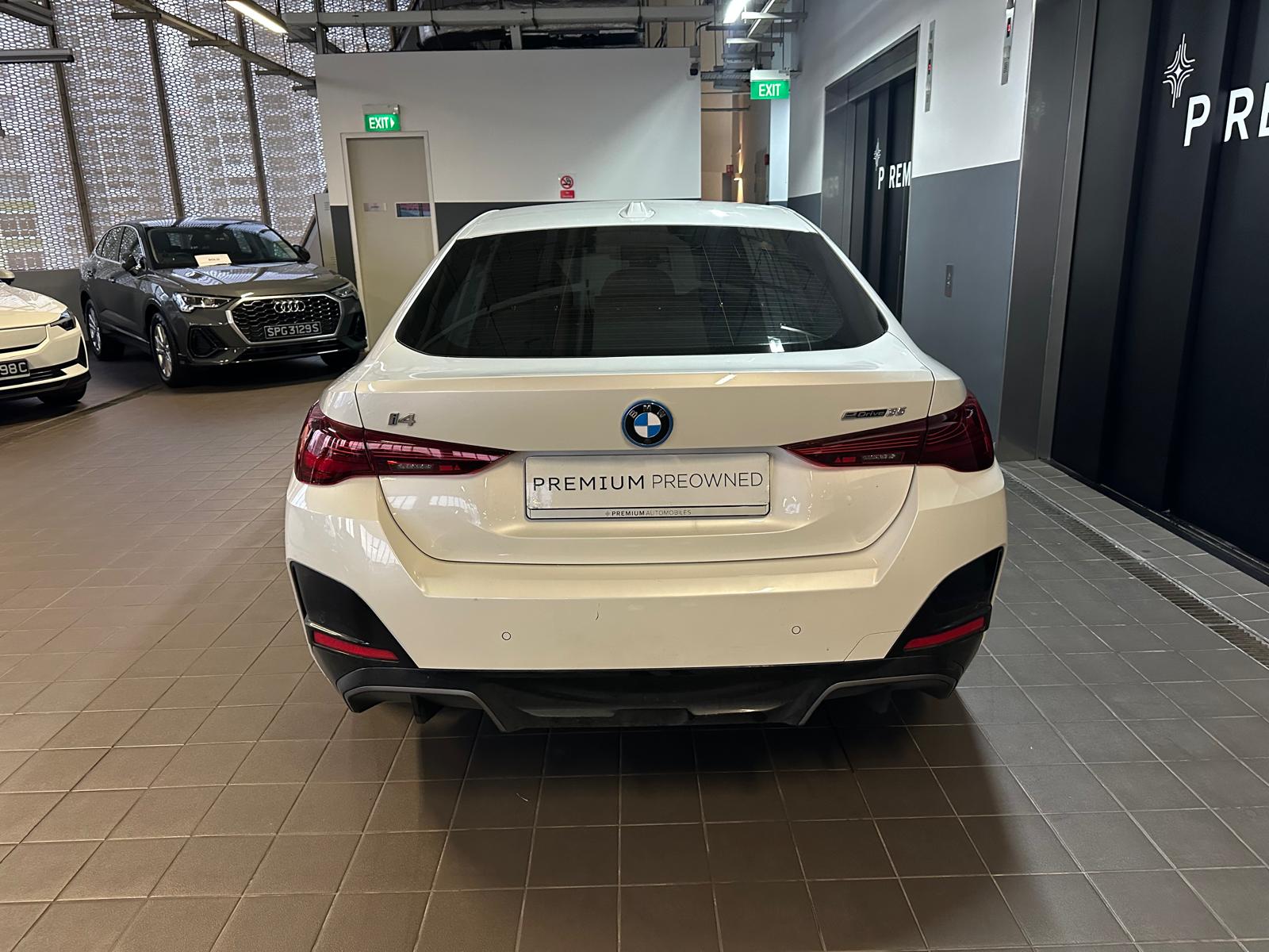 BMW i4 EDrive35