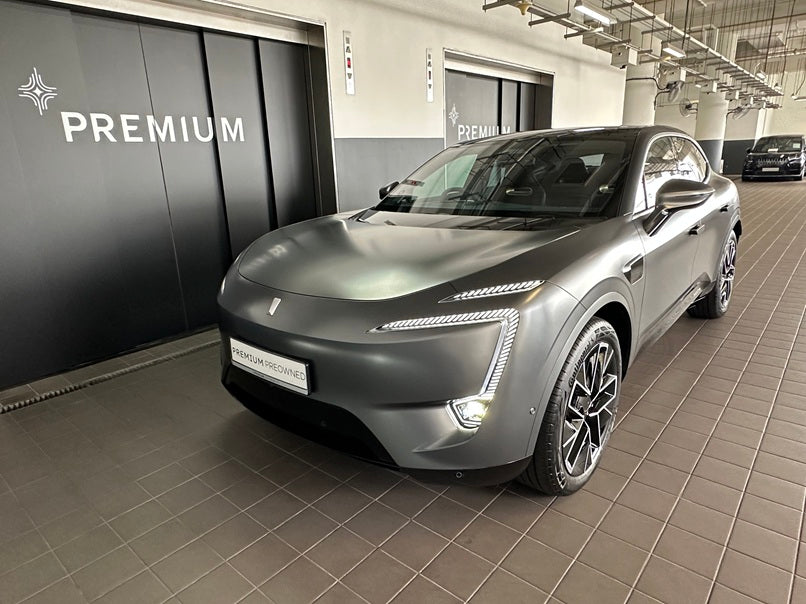 AVATR 11 RWD (STD RANGE)