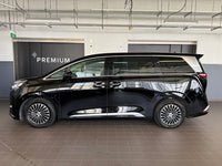 BYD Denza D9 Elite