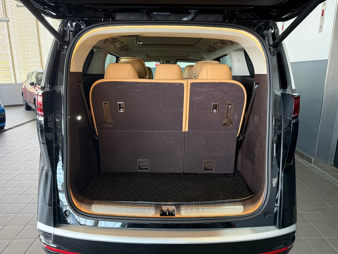 BYD Denza D9 Elite