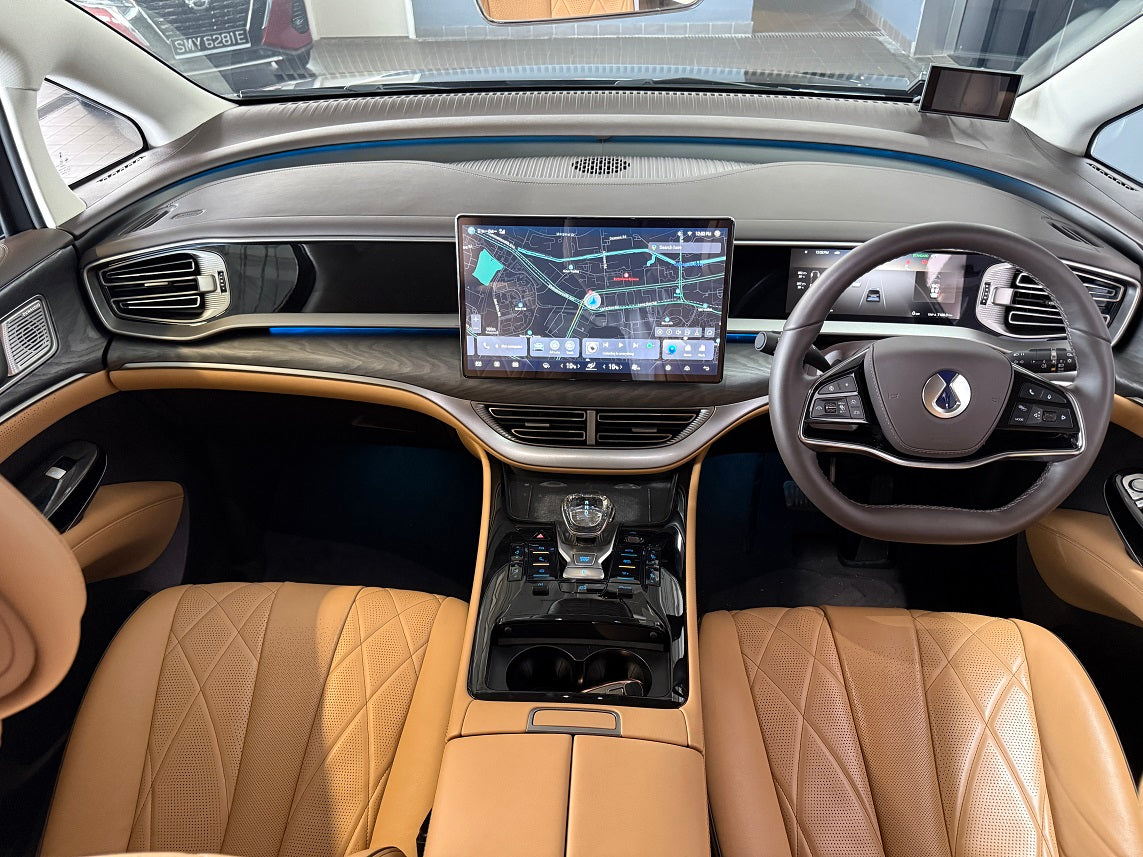 BYD Denza D9 Elite