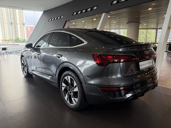 Audi Q8 Sportback e-tron S Line 50 qu