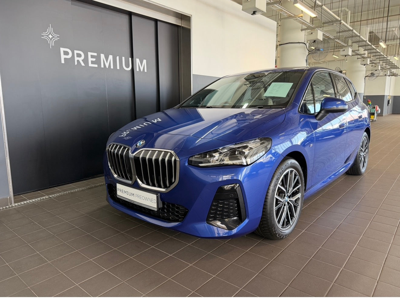 BMW 216i Active