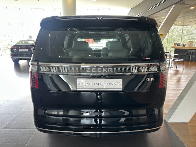 ZEEKR 009 AWD