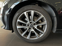 Mercedes Benz E200 Sedan Exclusive