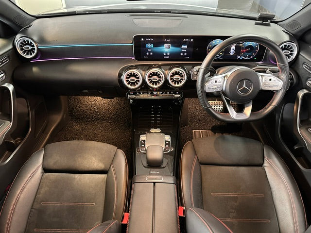 Mercedes Benz A200 AMG Line (A)