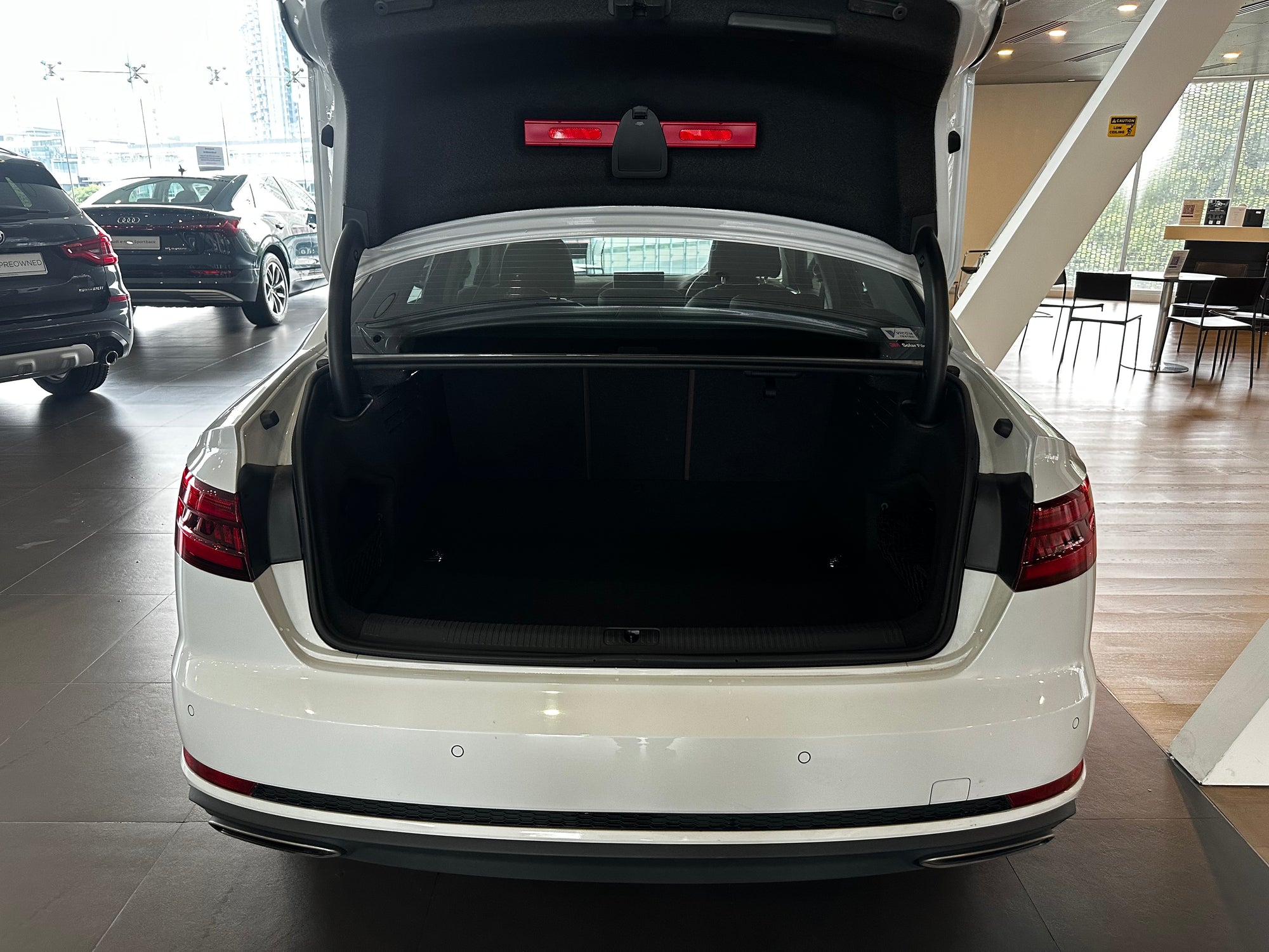 Audi A4 Sedan 2.0 TFSI S tronic