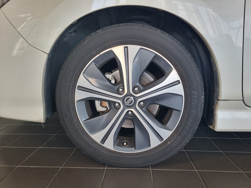 Nissan Leaf EV
