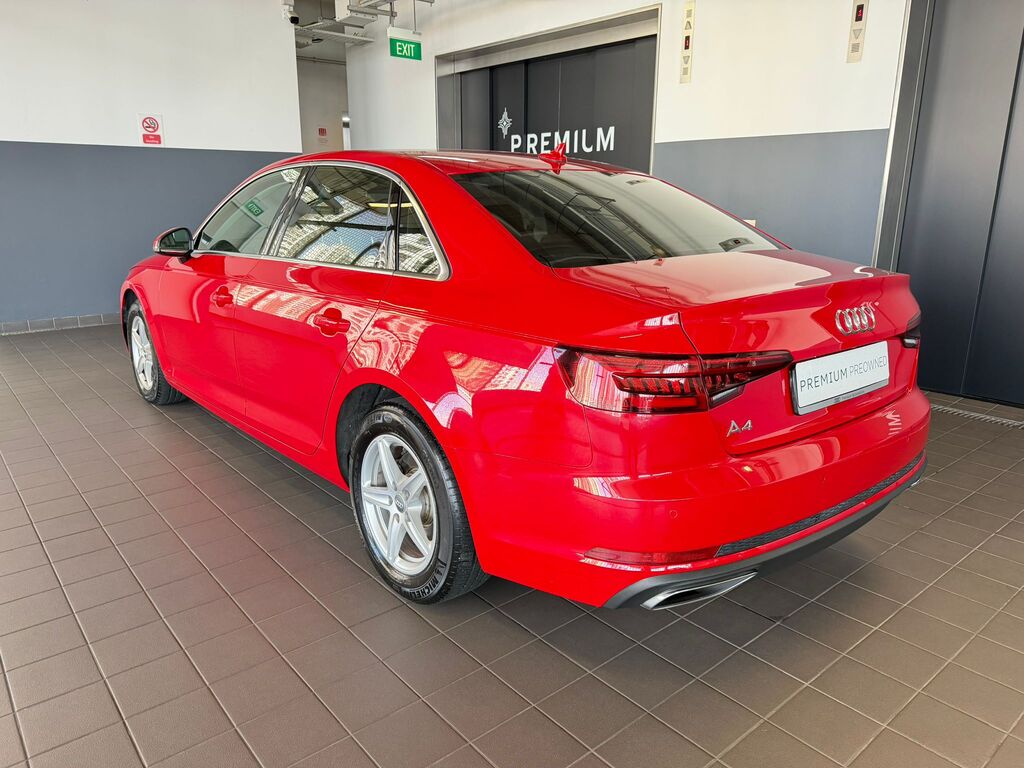Audi A4 Sedan 2.0 TFSI S Tronic