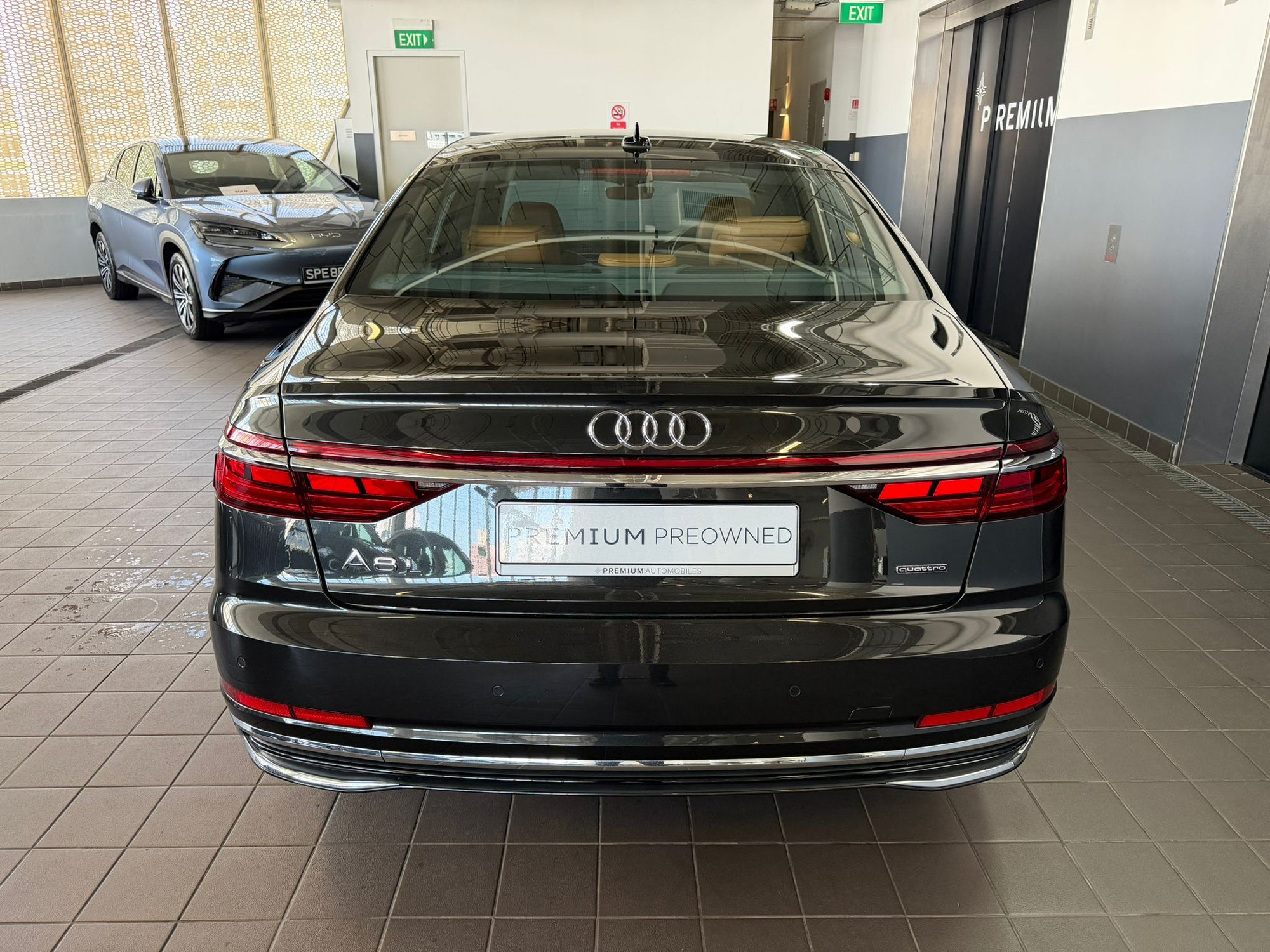 Audi A8L 3.0 TFSI Quattro Tip