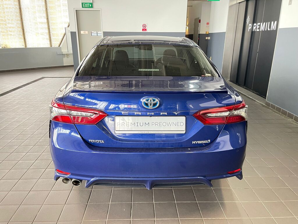Toyota Camry Hybrid 4DR Sedan