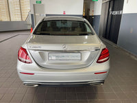 Mercedes Benz E200 Sedan Exclusive