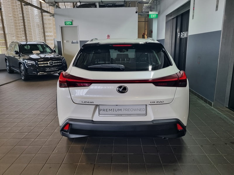 Toyota Lexus UX200 5DR SUV (A)