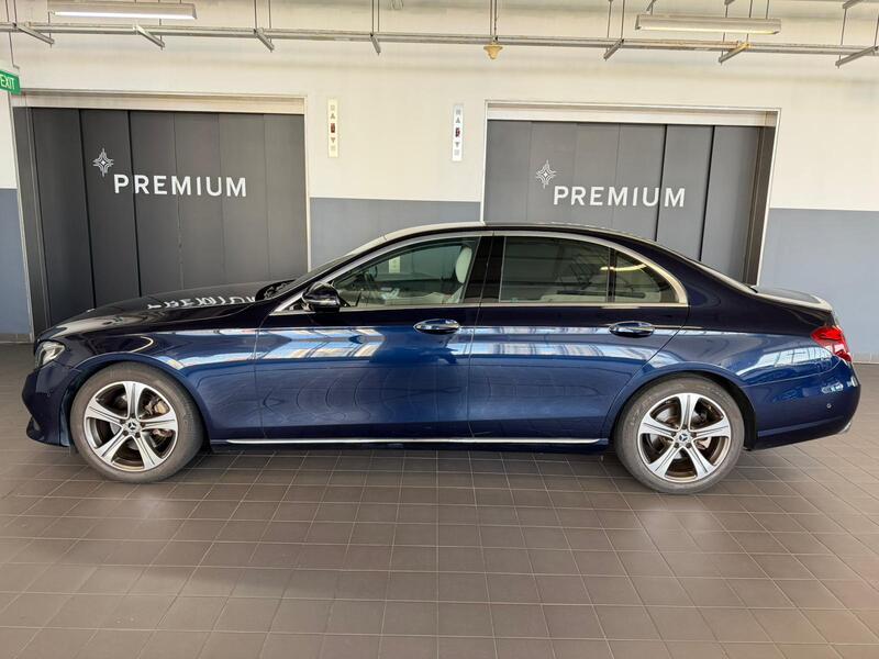 Mercedes Benz E200 Sedan AVG