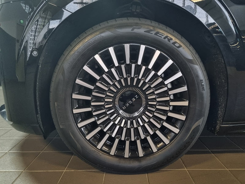 ZEEKR 009 AWD