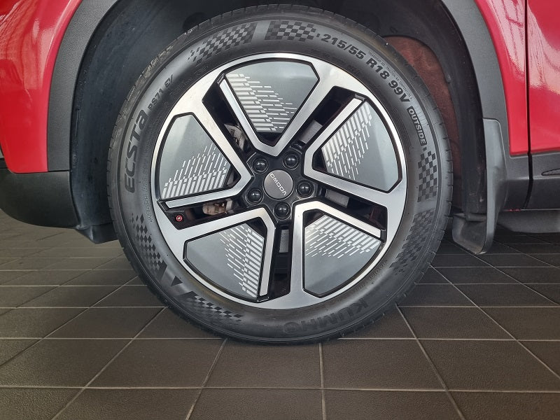 Chery Omoda E5